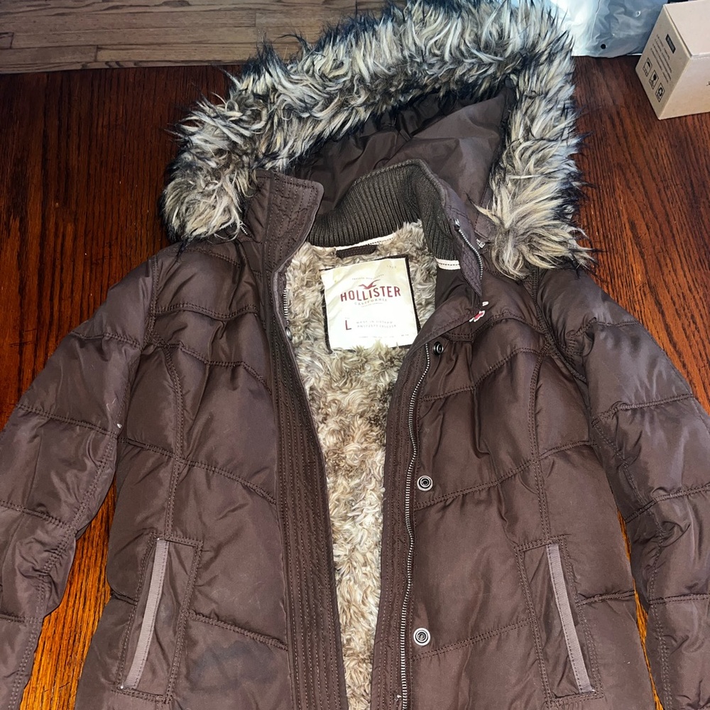 Hollister puffer jacket